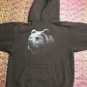 American Threads brown hoodie bear Yellowstone